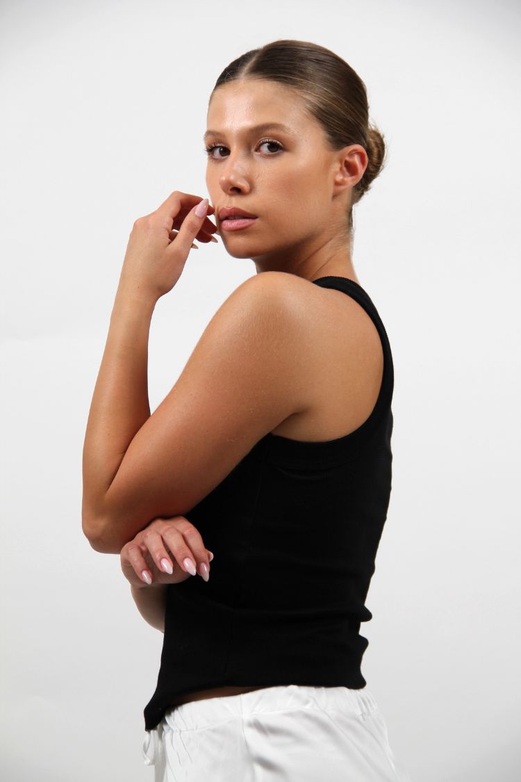 ONART TANK TOP BLACK