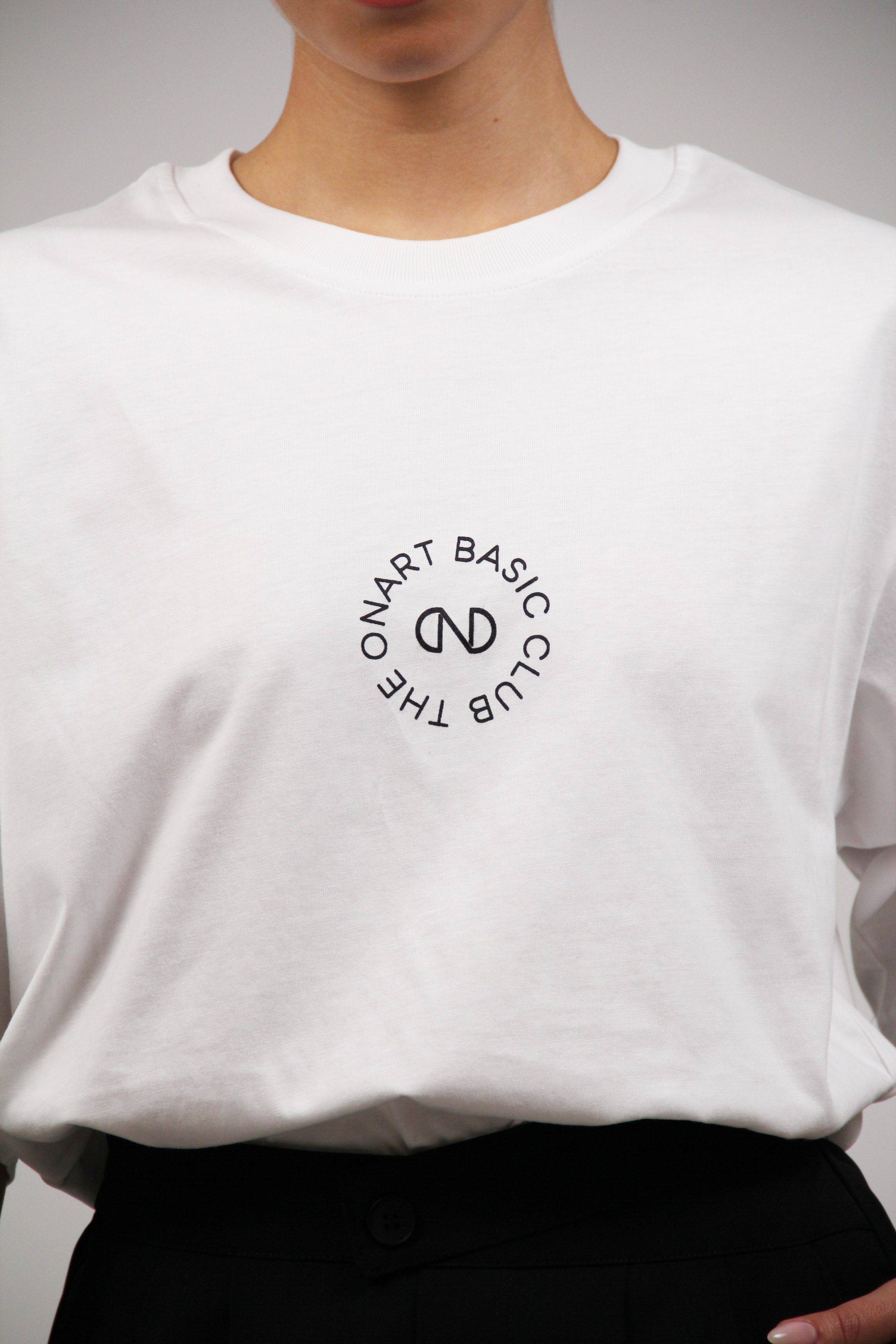 CLASSIC LOGO TEE WHITE