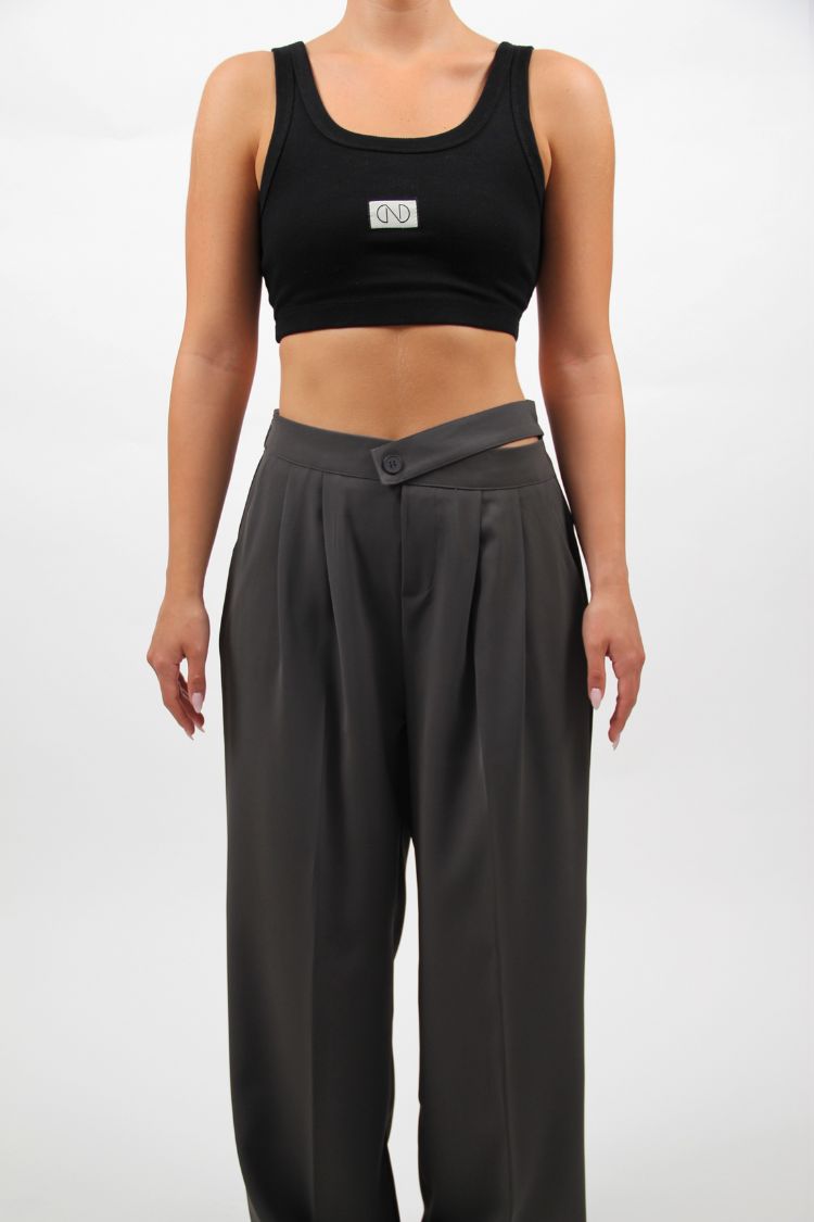 ONART CROP TOP BLACK