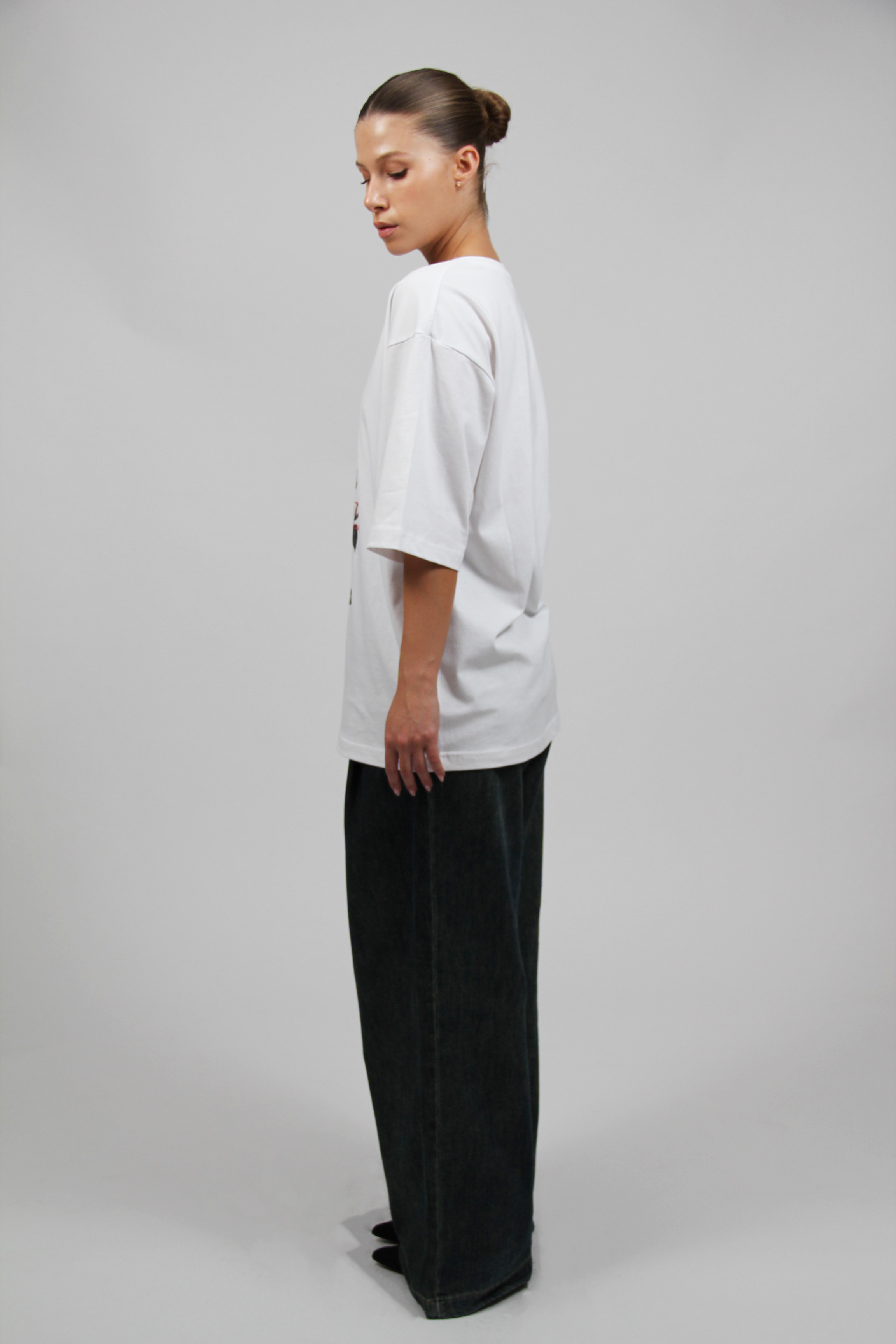 OVERSIZED ART TEE WHITE