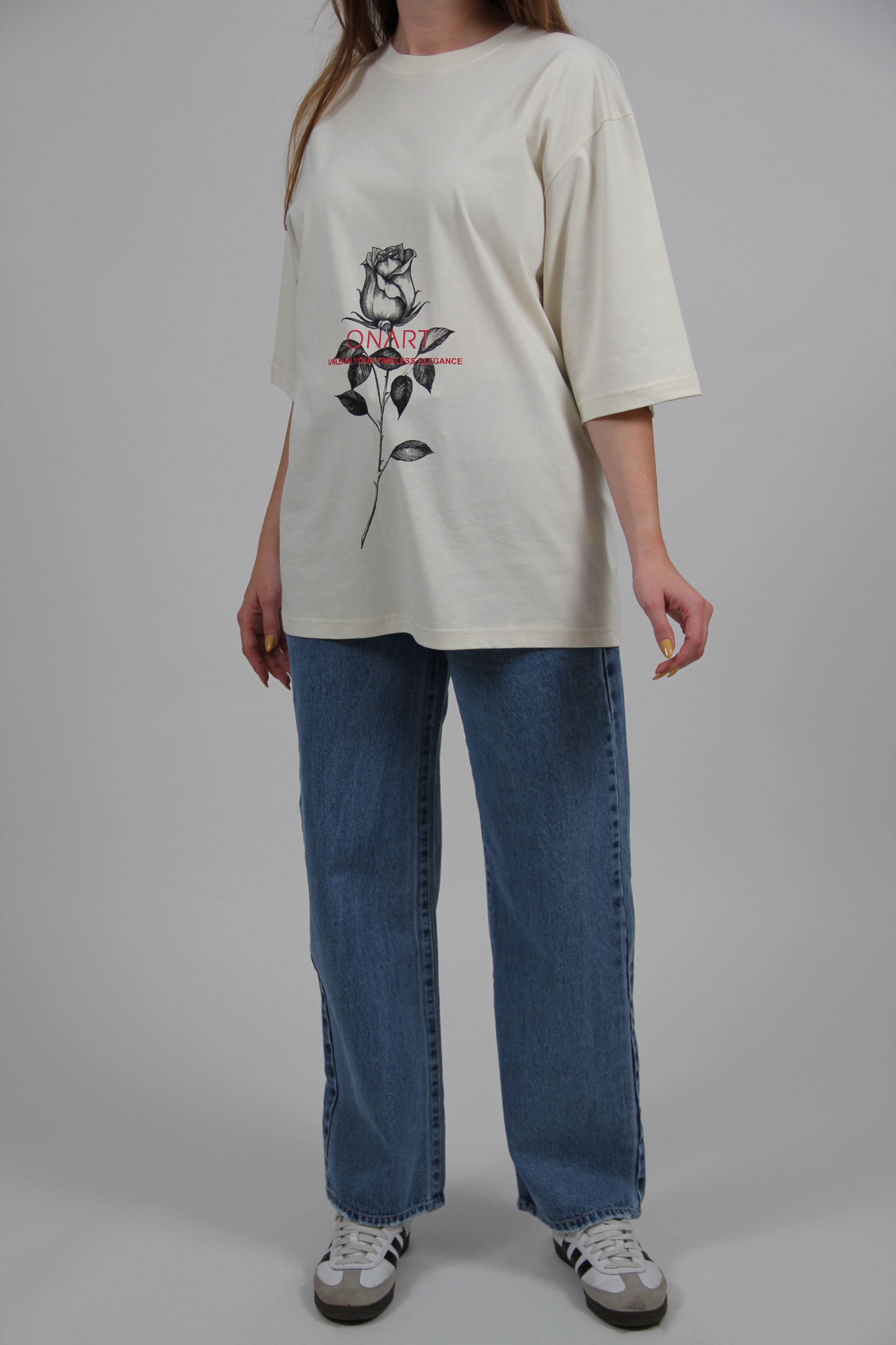OVERSIZED ART TEE CREAM