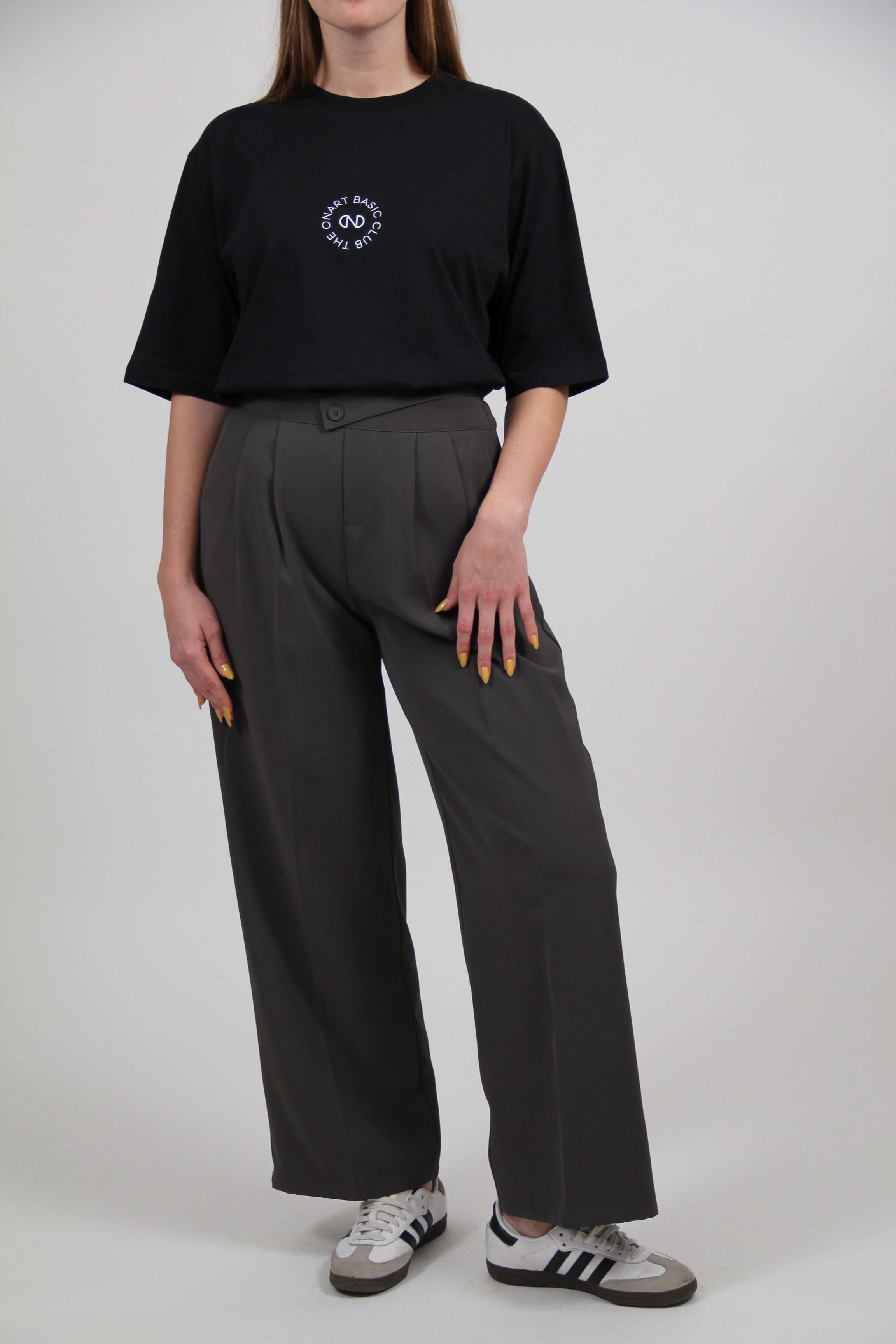 CLASSIC LOGO TEE BLACK