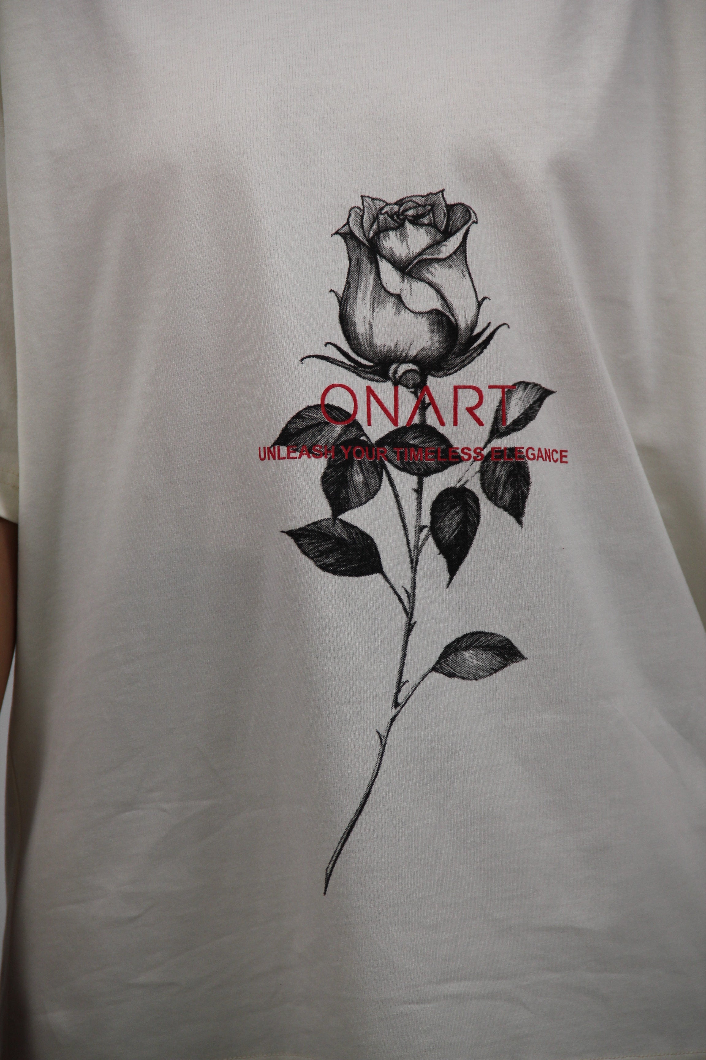 OVERSIZED ART TEE CREAM