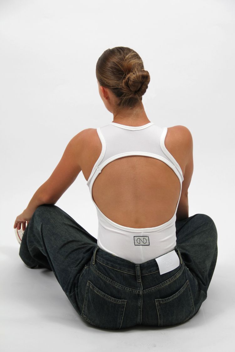 ONART BODYSUIT WITH OPEN BACK WHITE