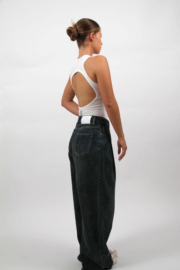 ONART BODYSUIT WITH OPEN BACK WHITE